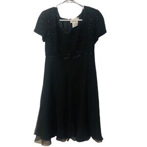 PAPELL BOUTIQUE Black Formal BEADED Empire Waist
Dress Size 6